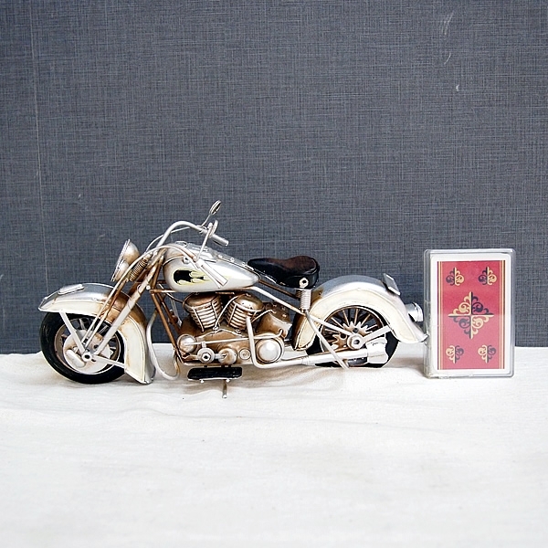 ブリキのバイク ハーレーダビッドソンモデルアメリカンオートバイ／シルバーフォックス(Mサイズ)